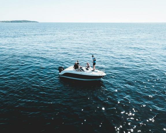 Family-Friendly Boating Activities in West Palm Beach, Florida